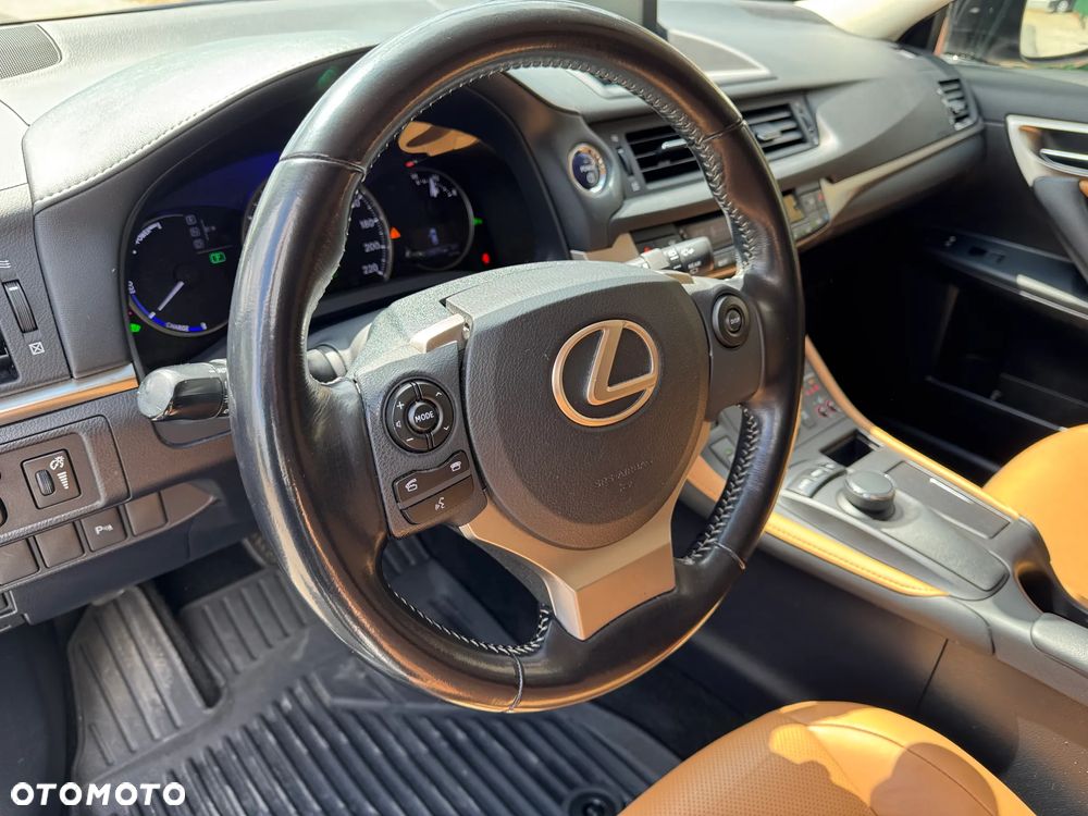Lexus CT 200h Executive Line - 20