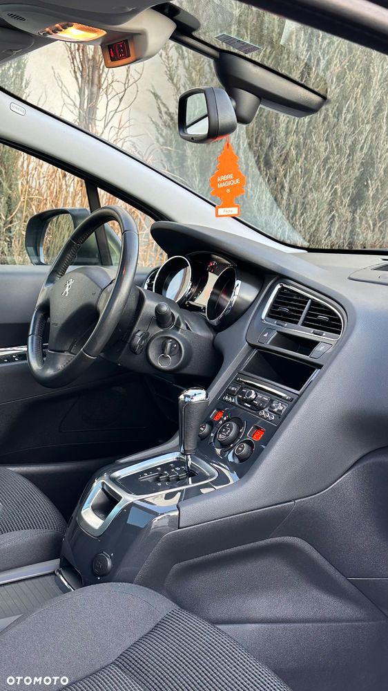 Peugeot 5008 BlueHDI 120 EAT6 Stop & Start Allure - 4