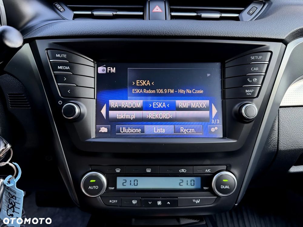 Toyota Avensis 1.8 Prestige MS - 10