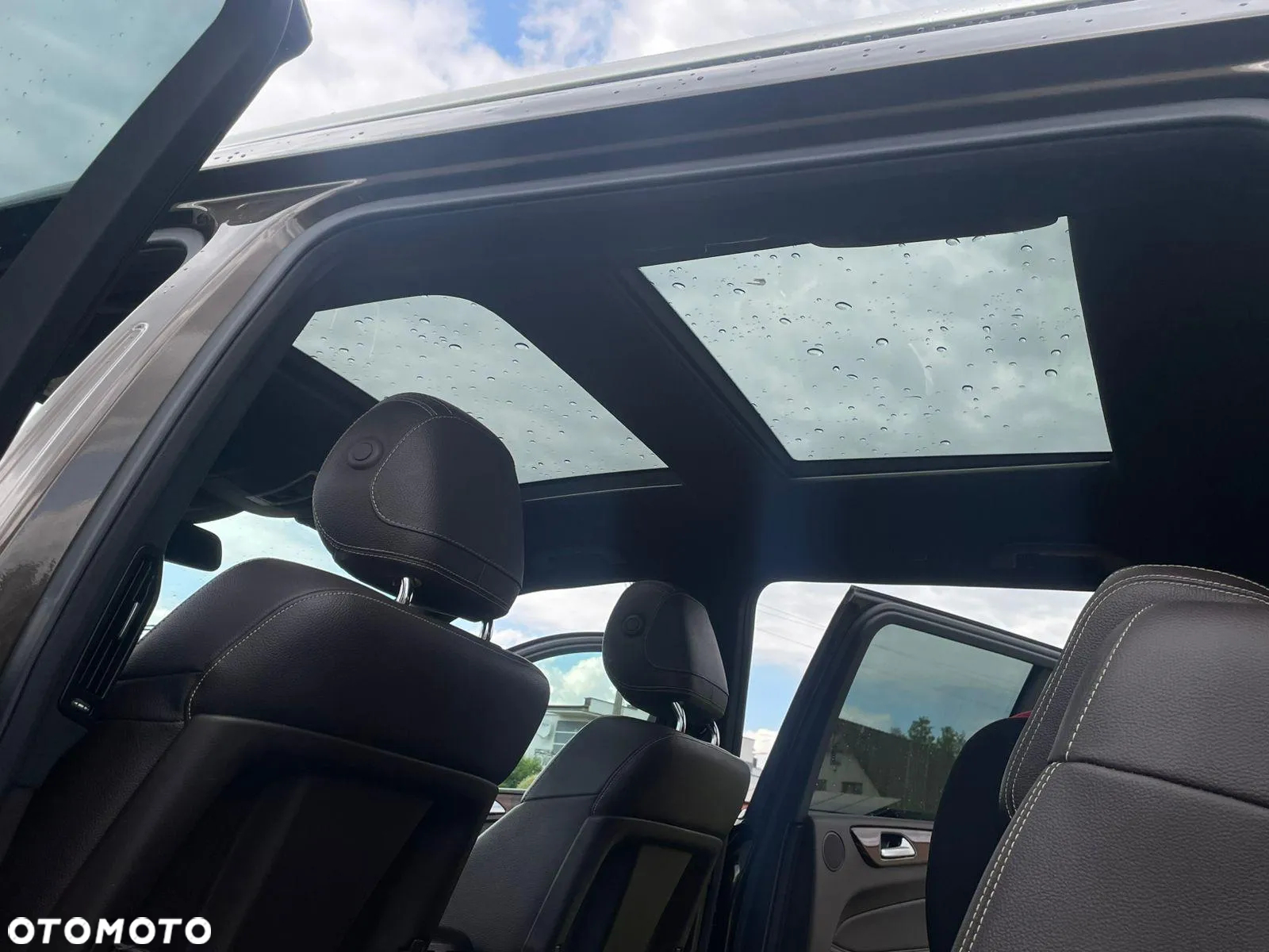 Mercedes-Benz GLS - 27