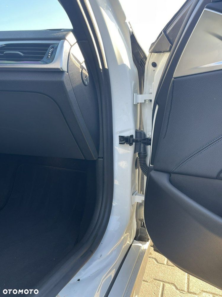 BMW Seria 5 540d xDrive M Sport sport - 4