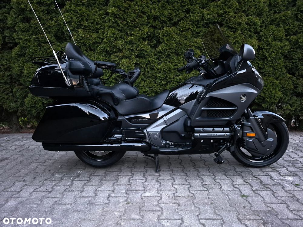 Honda GL - 11