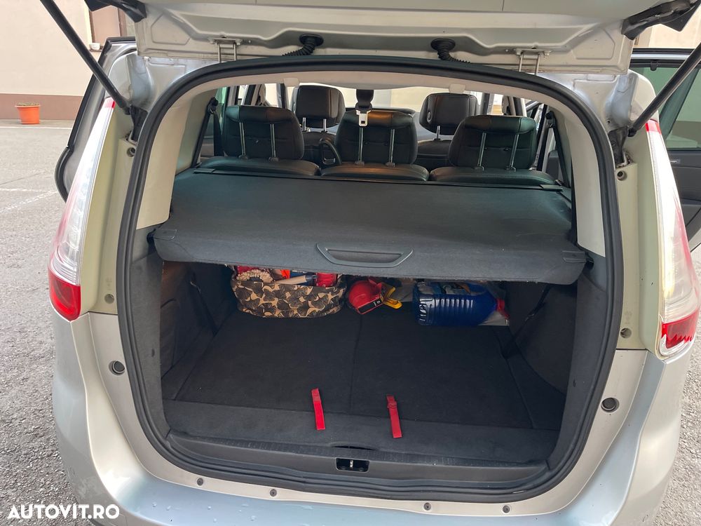 Renault Scenic 1.9 dCi FAP Dynamique - 15