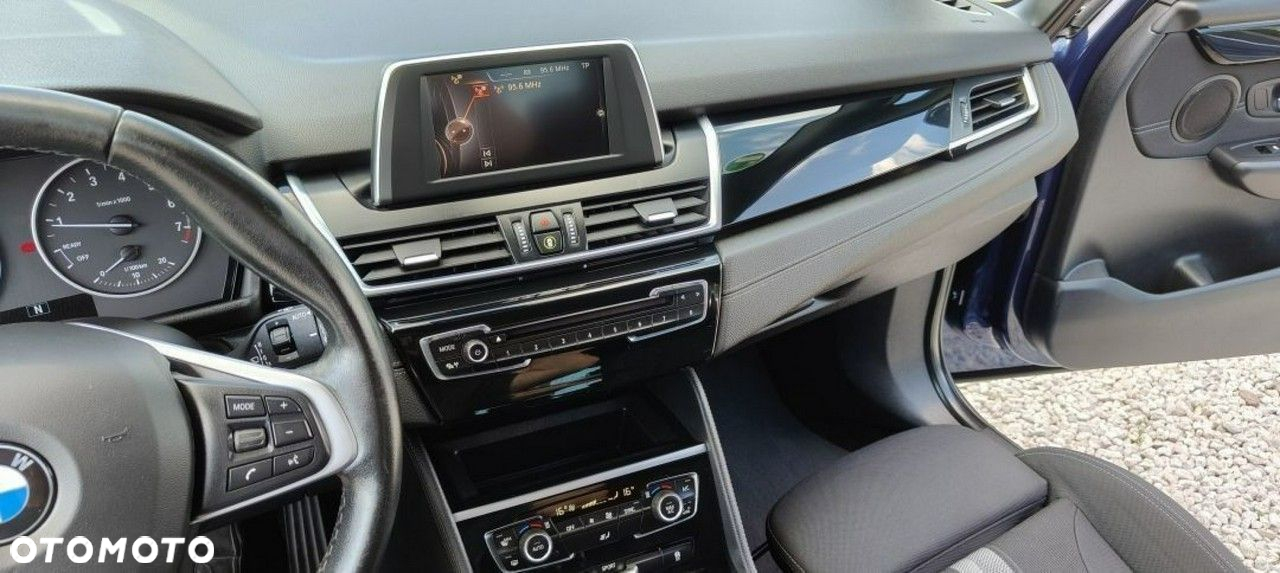 BMW Seria 2 - 34
