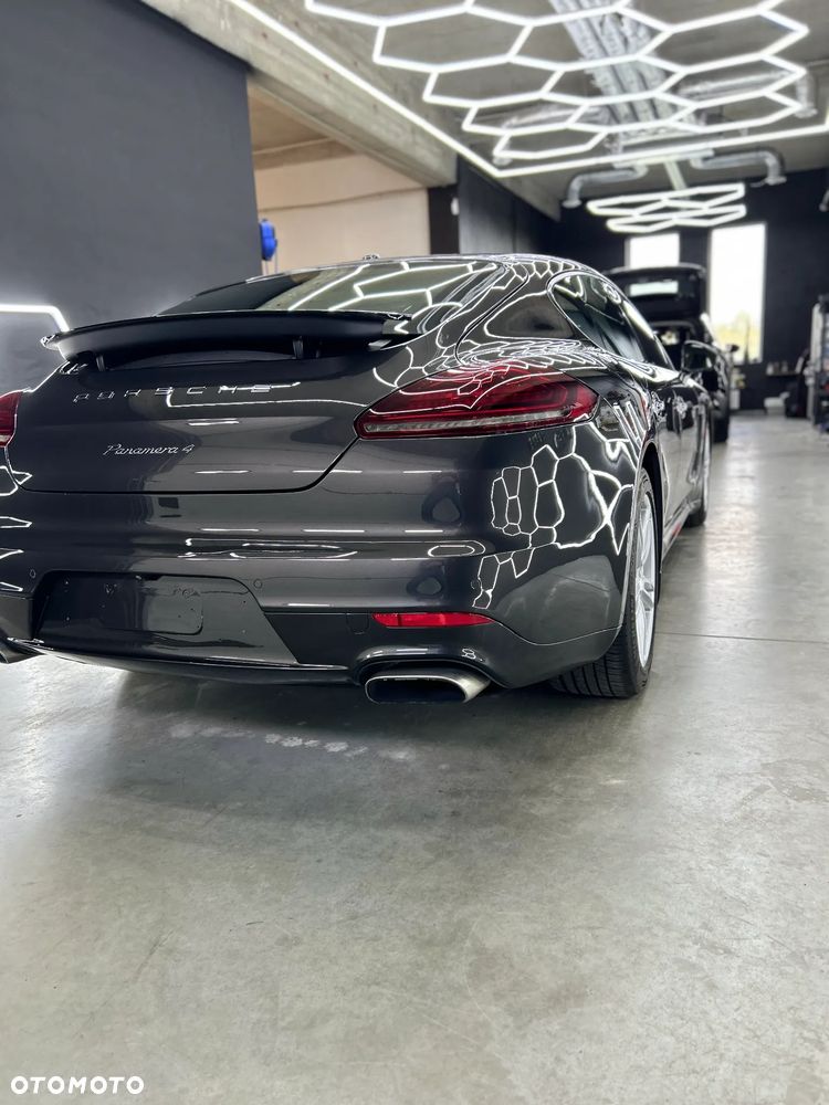Porsche Panamera 4 PDK - 8