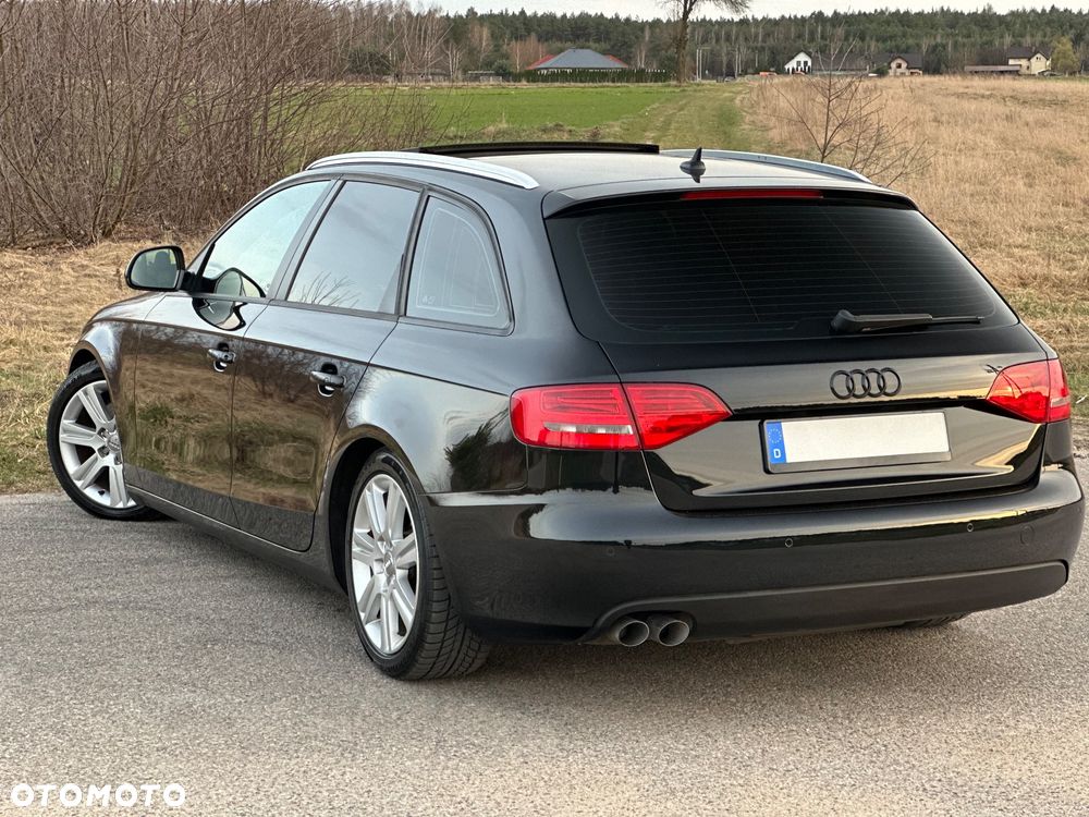 Audi A4 Avant - 8