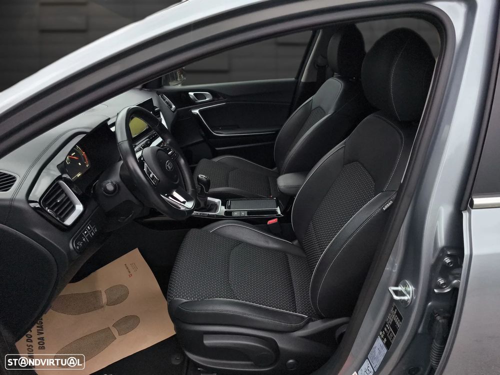 Kia XCeed 1.6 CRDi MHEV Tech - 8