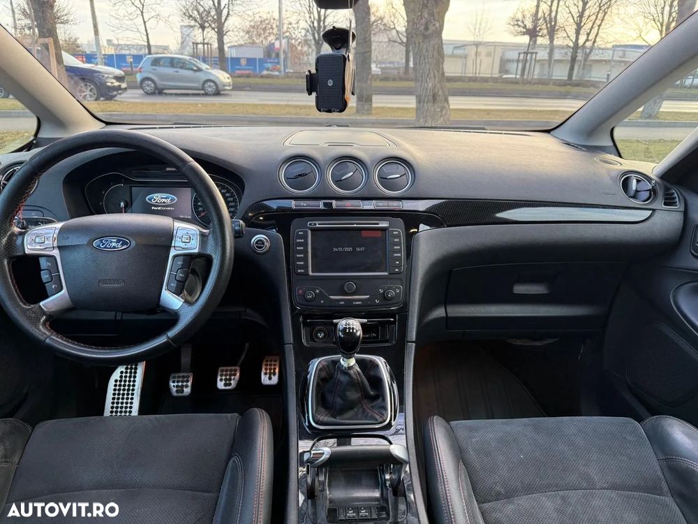 Ford S-Max 2.0 TDCi Titanium - 4