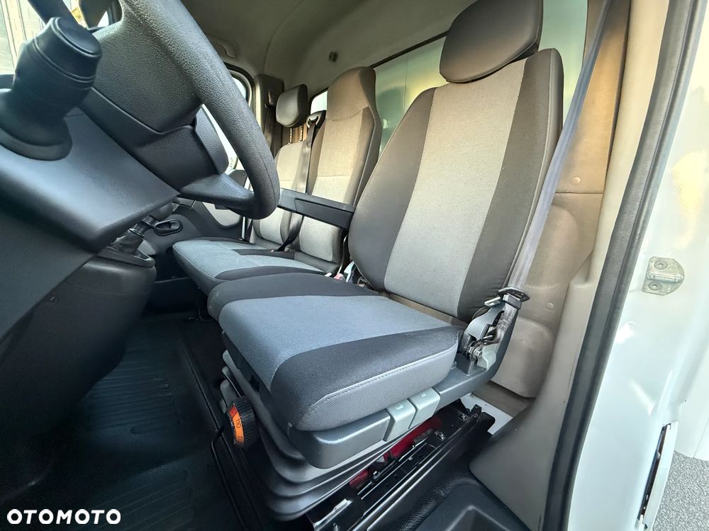 Renault Master - 13