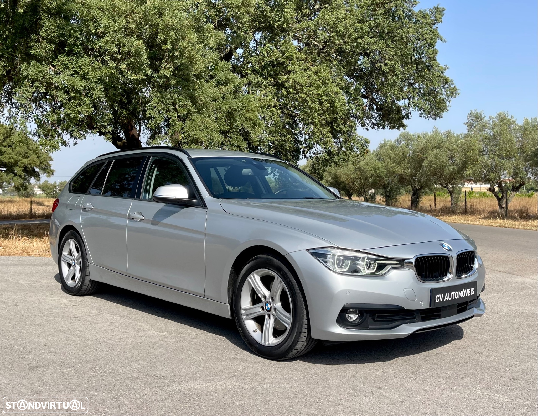 BMW 320 d Touring xDrive Auto - 3