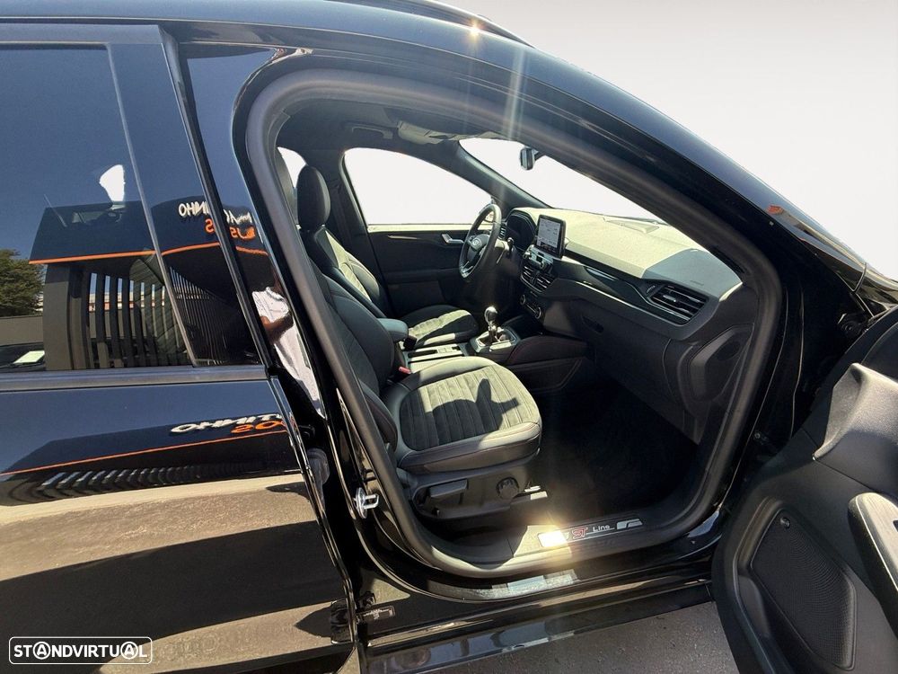 Ford Kuga 2.0 TDCi ST-Line - 15