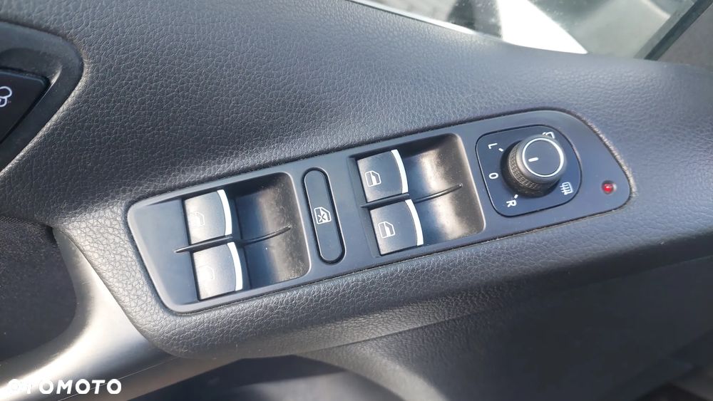 Volkswagen Tiguan 2.0 TDI 4Mot Perfectline R-Style DSG - 37