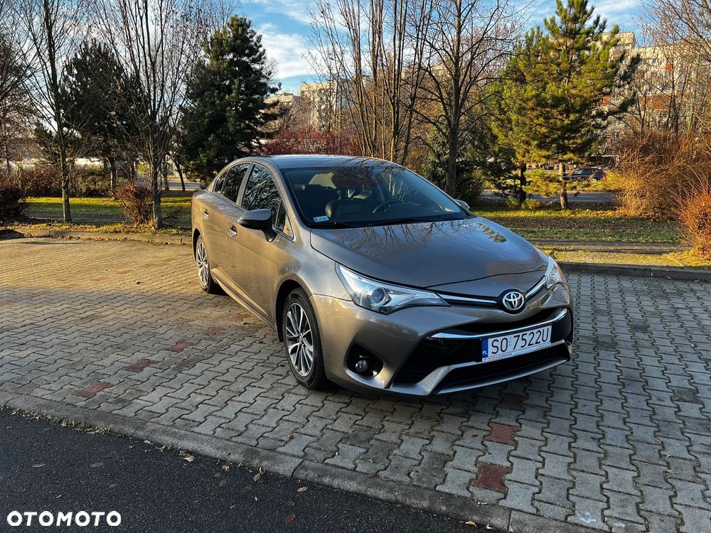 Toyota Avensis 1.8 Prestige - 22