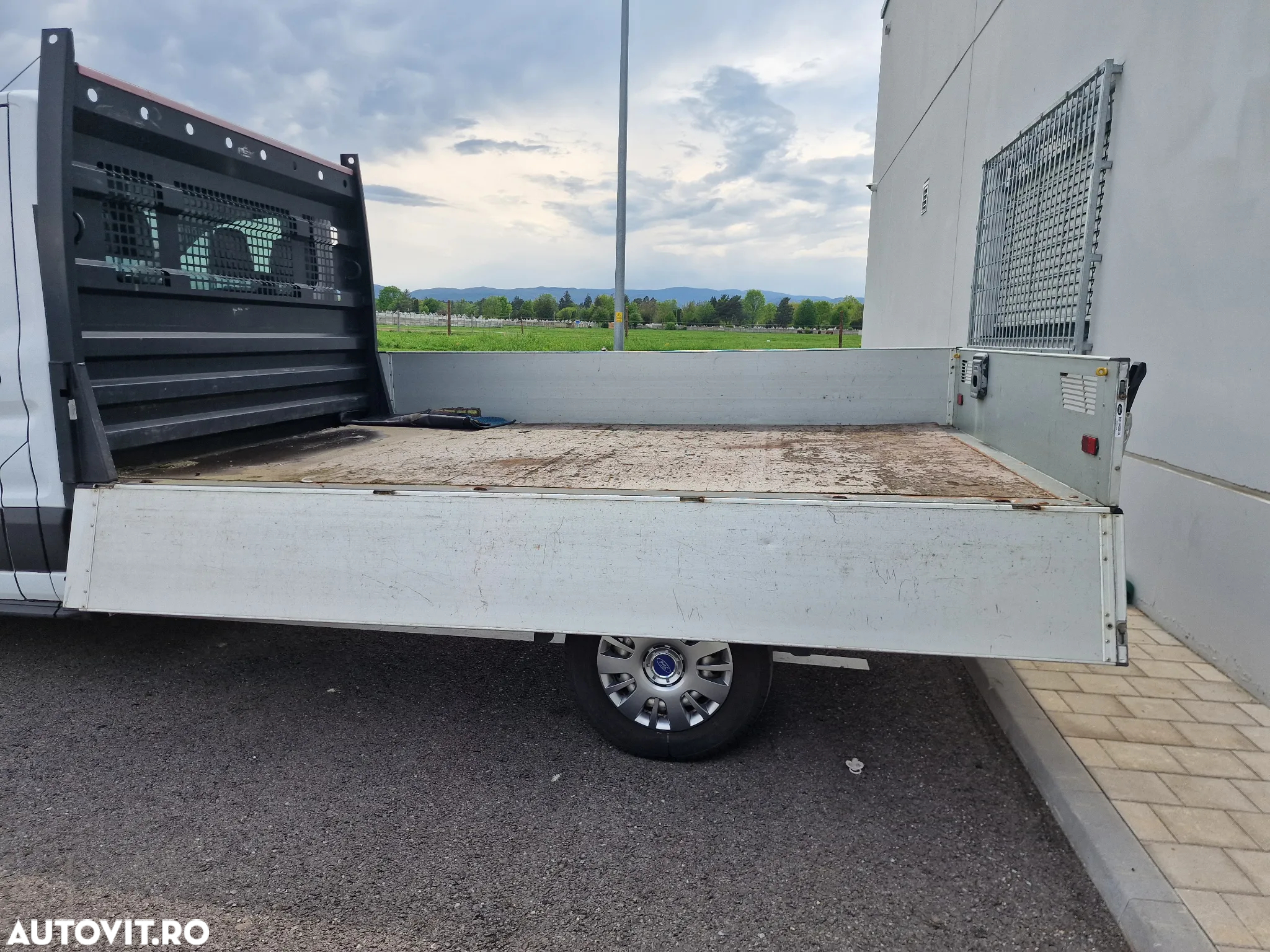 Ford Transit - 6