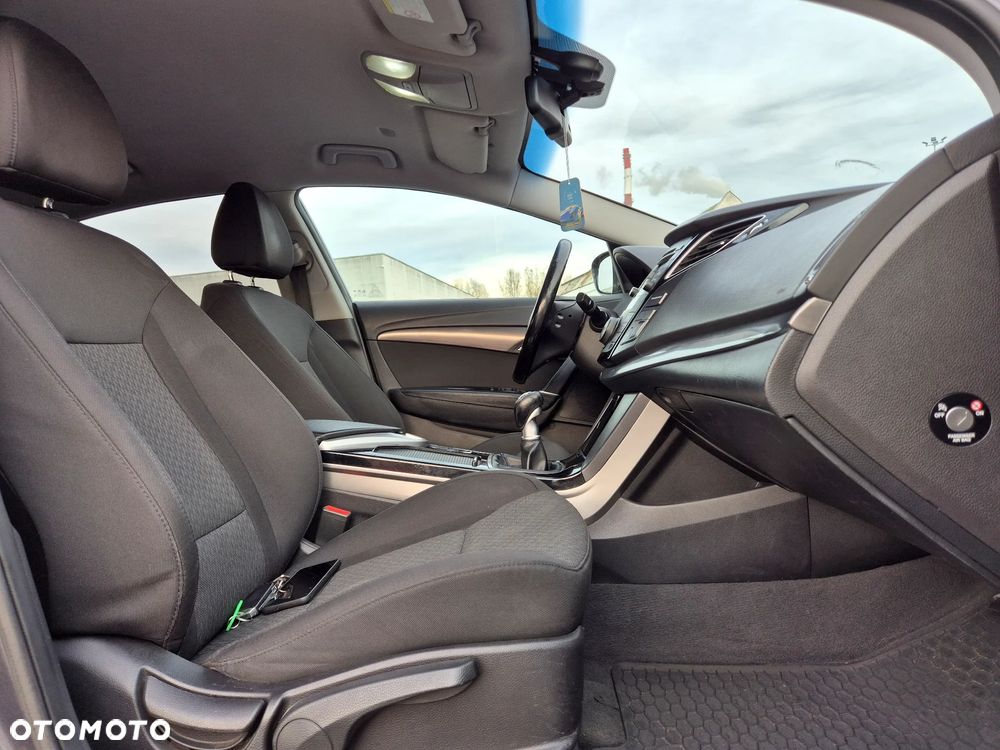 Hyundai i40 1.7 CRDi Comfort + - 25