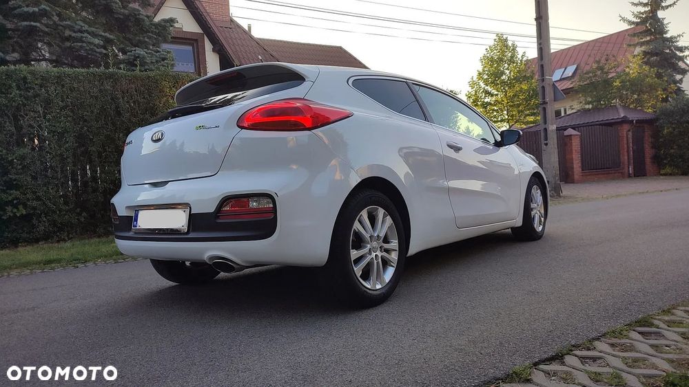 Kia ProCeed 1.6 crdi Optimum - 32