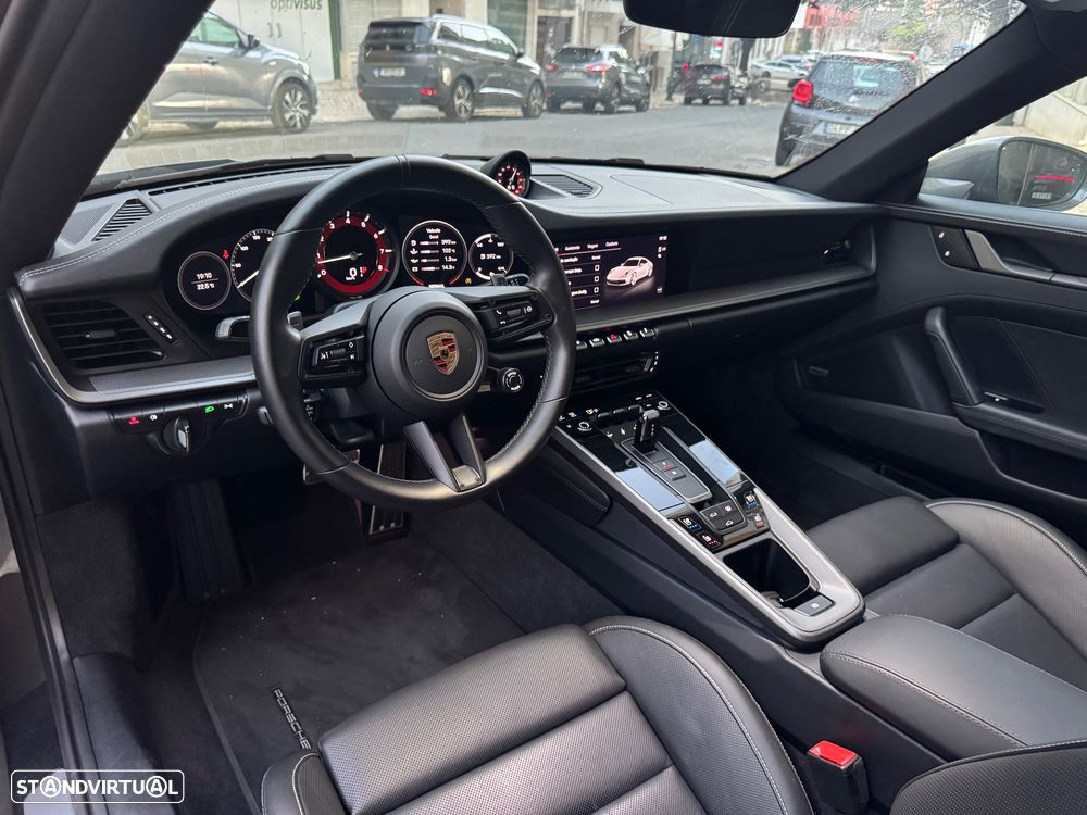 Porsche 911 (992) Carrera S PDK - 4