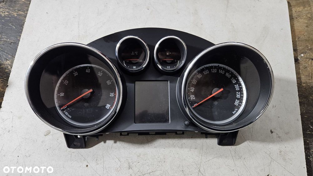 Licznik zegary prędkościomierz opel astra j IV 4 manual benzyna ACVK - 1