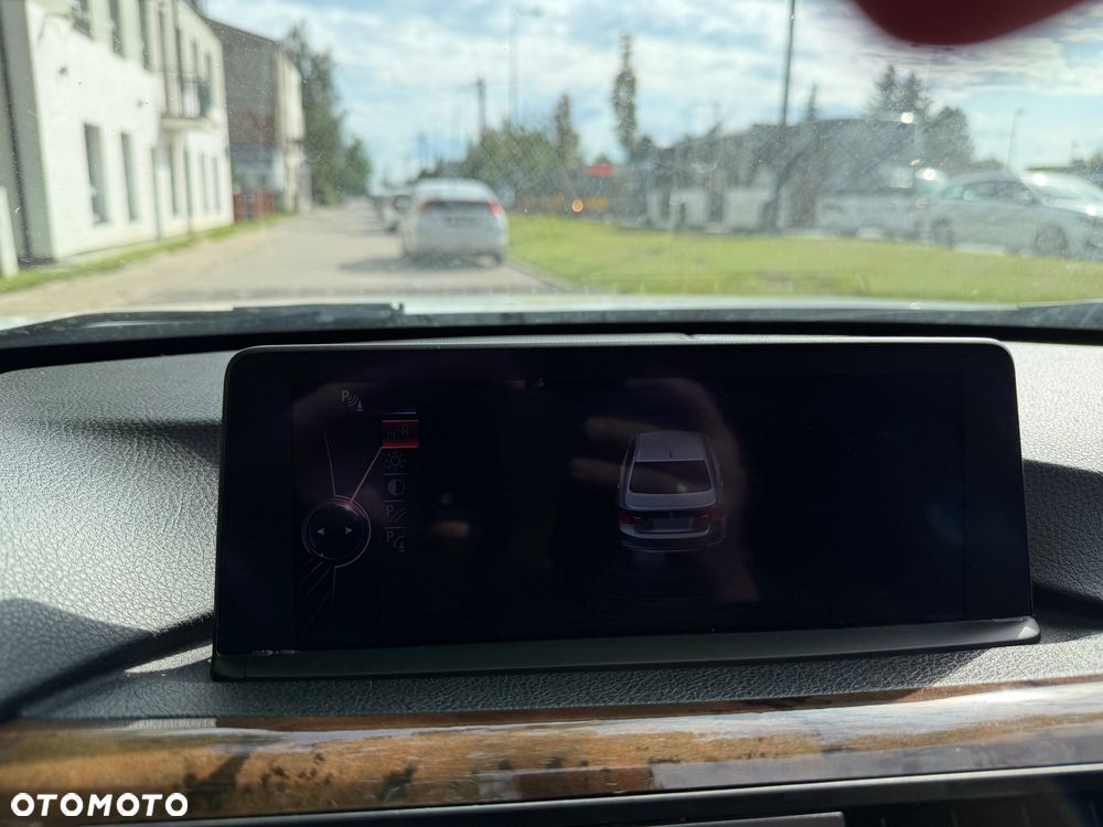 BMW Seria 3 - 20