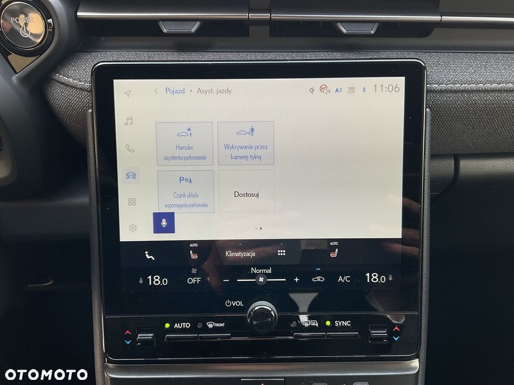 Lexus LBX 1.5 Hybrid - 30