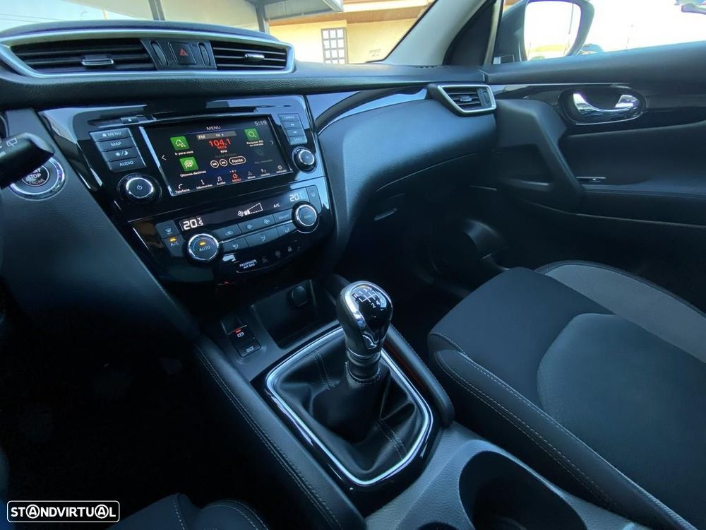 Nissan Qashqai 1.5 dCi N-Connecta J18 - 7