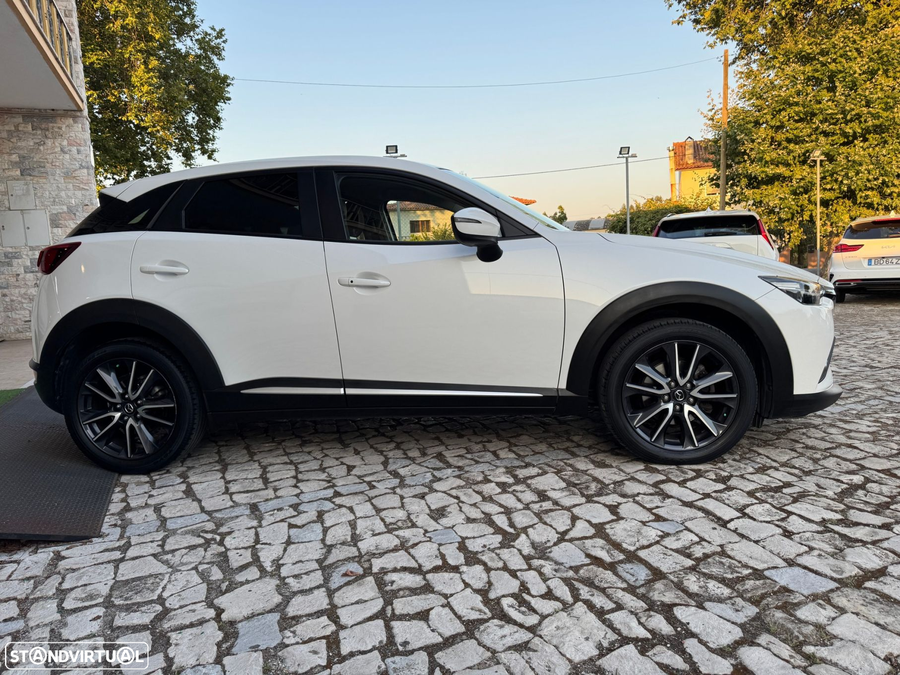 Mazda CX-3 1.5 Sky.Excellence HT Leather White Navi - 5