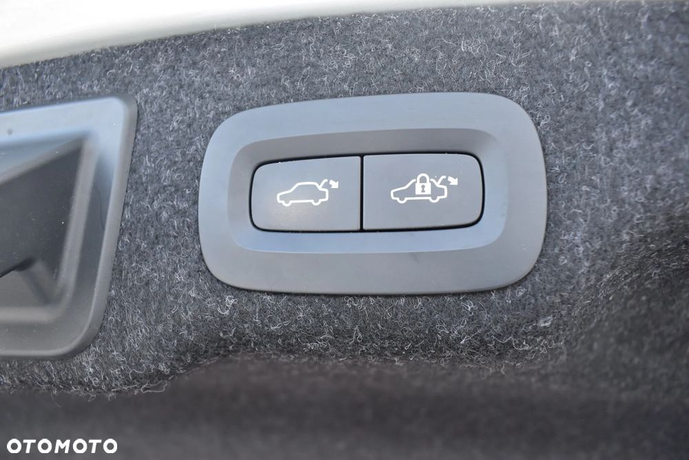 Volvo S90 D5 AWD Inscription - 12