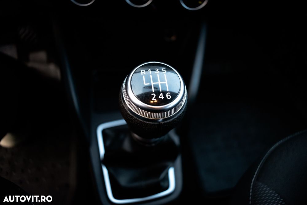 Dacia Duster 1.5 Blue dCi 4WD Comfort - 32