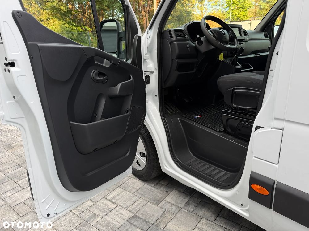 Renault Master L3H3 Bogata wersja wyposażenia / Serwisowanyy tylko w Aso Renault / Stan jak nowego! / Bezwypadkowy / 1 Właściciel / FV23% - 22