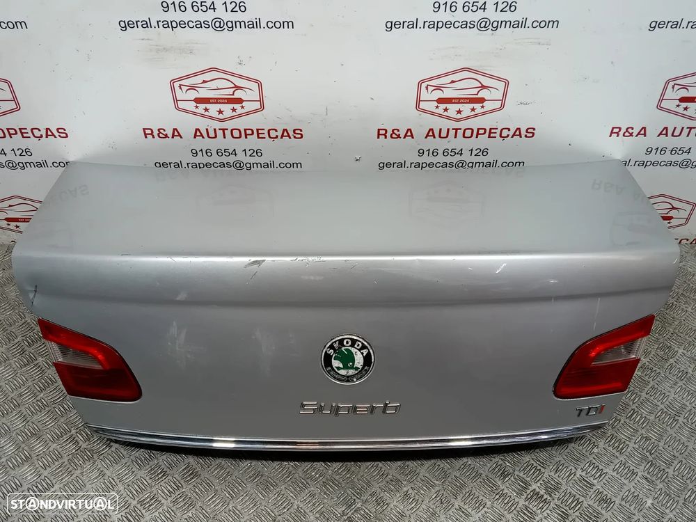 Tampa Porta Mala Skoda Superb II 2 Sedan Original - 1