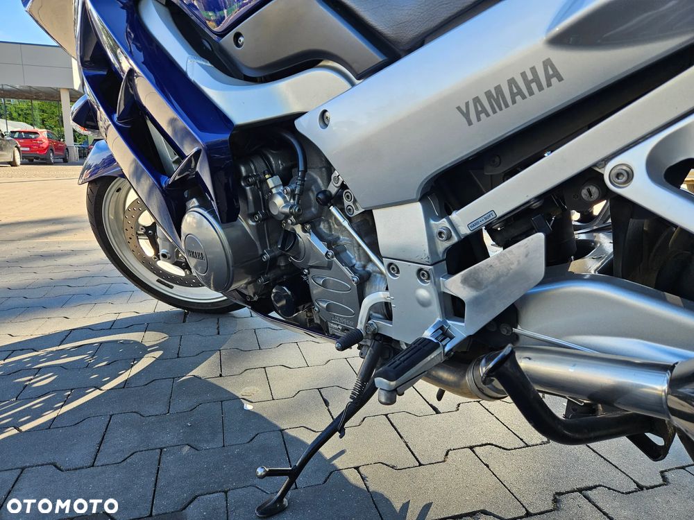 Yamaha FJR - 12