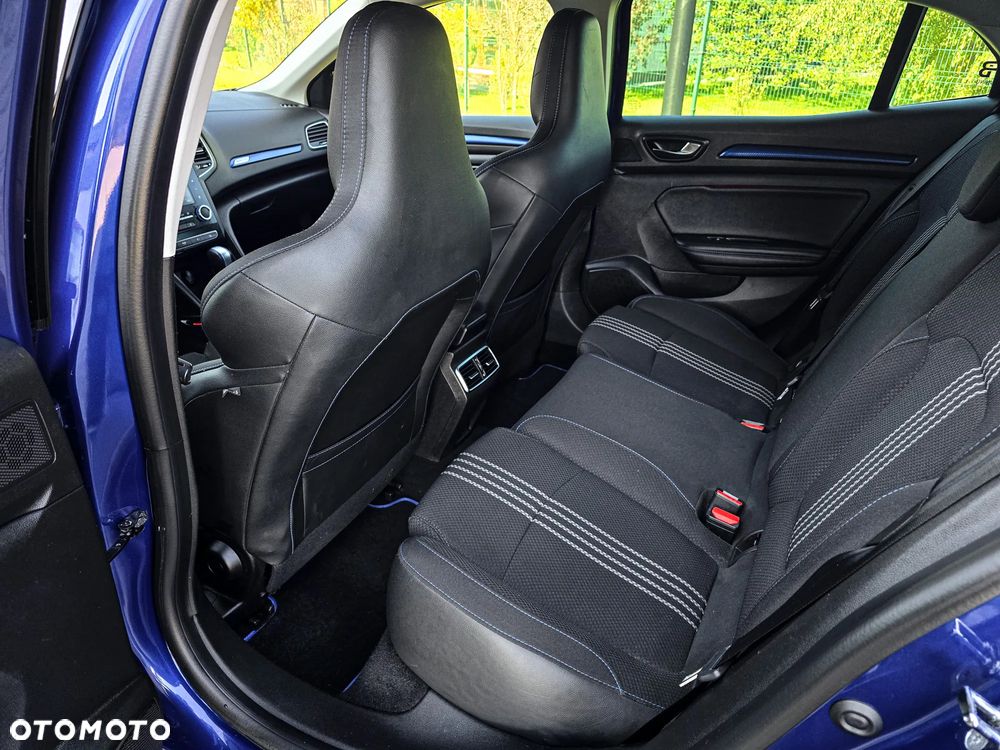 Renault Megane 1.6 TCe GT EDC - 36