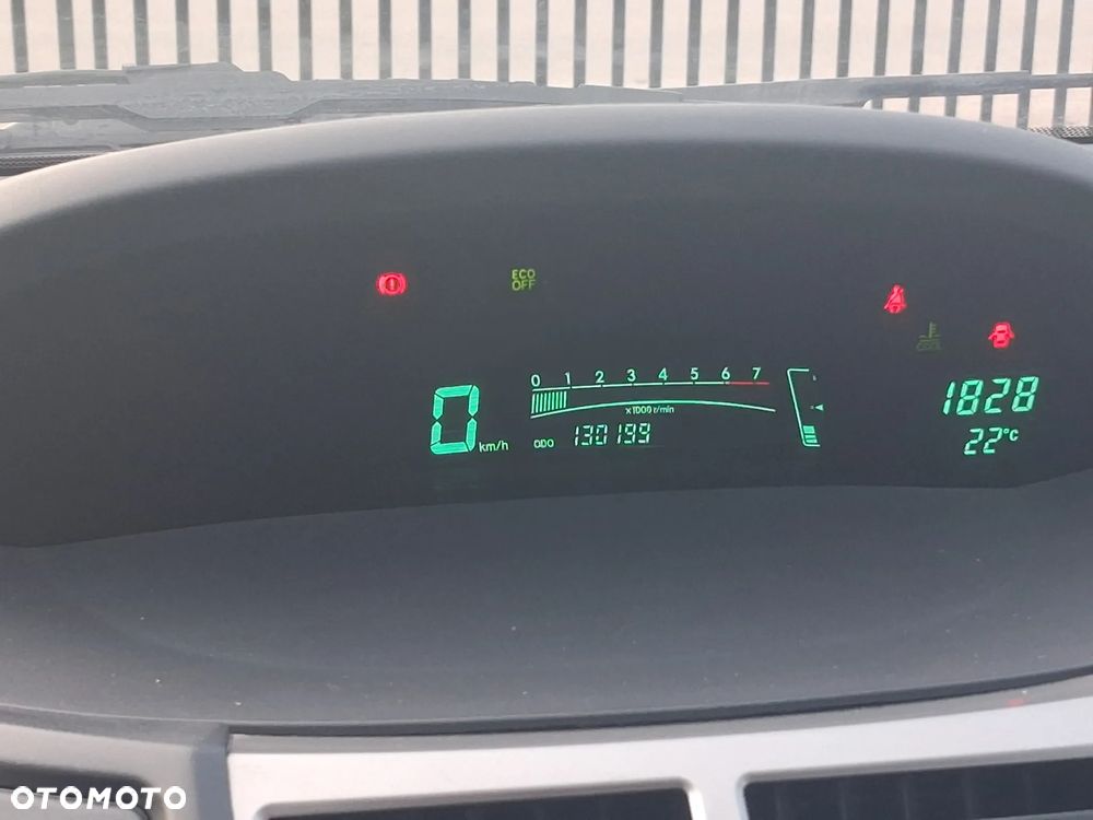 Toyota Yaris 1.33 VVT-i Sol - 11