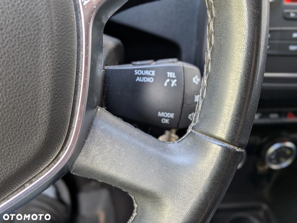 Dacia Duster 1.6 SCe Comfort - 19