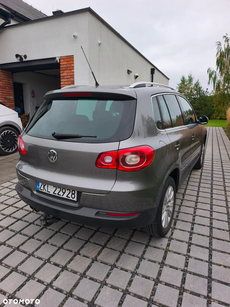 Volkswagen Tiguan - 5