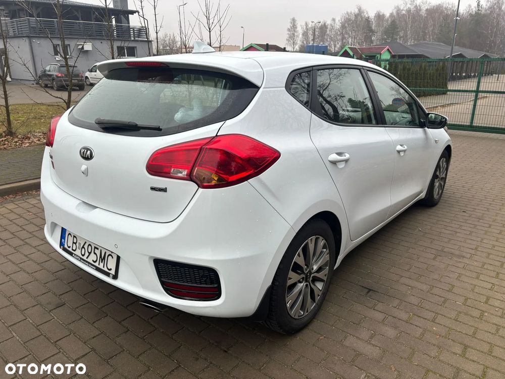 Kia Ceed 1.6 CRDi M - 5