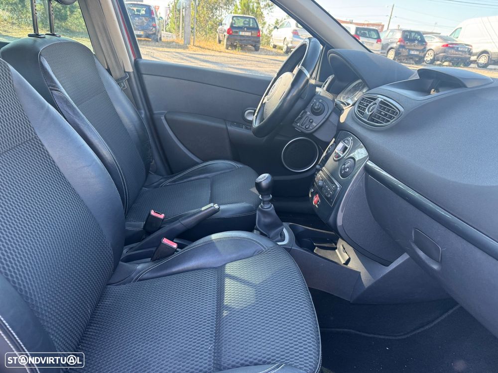 Renault Clio 1.5 dCi Privilège Luxe - 7