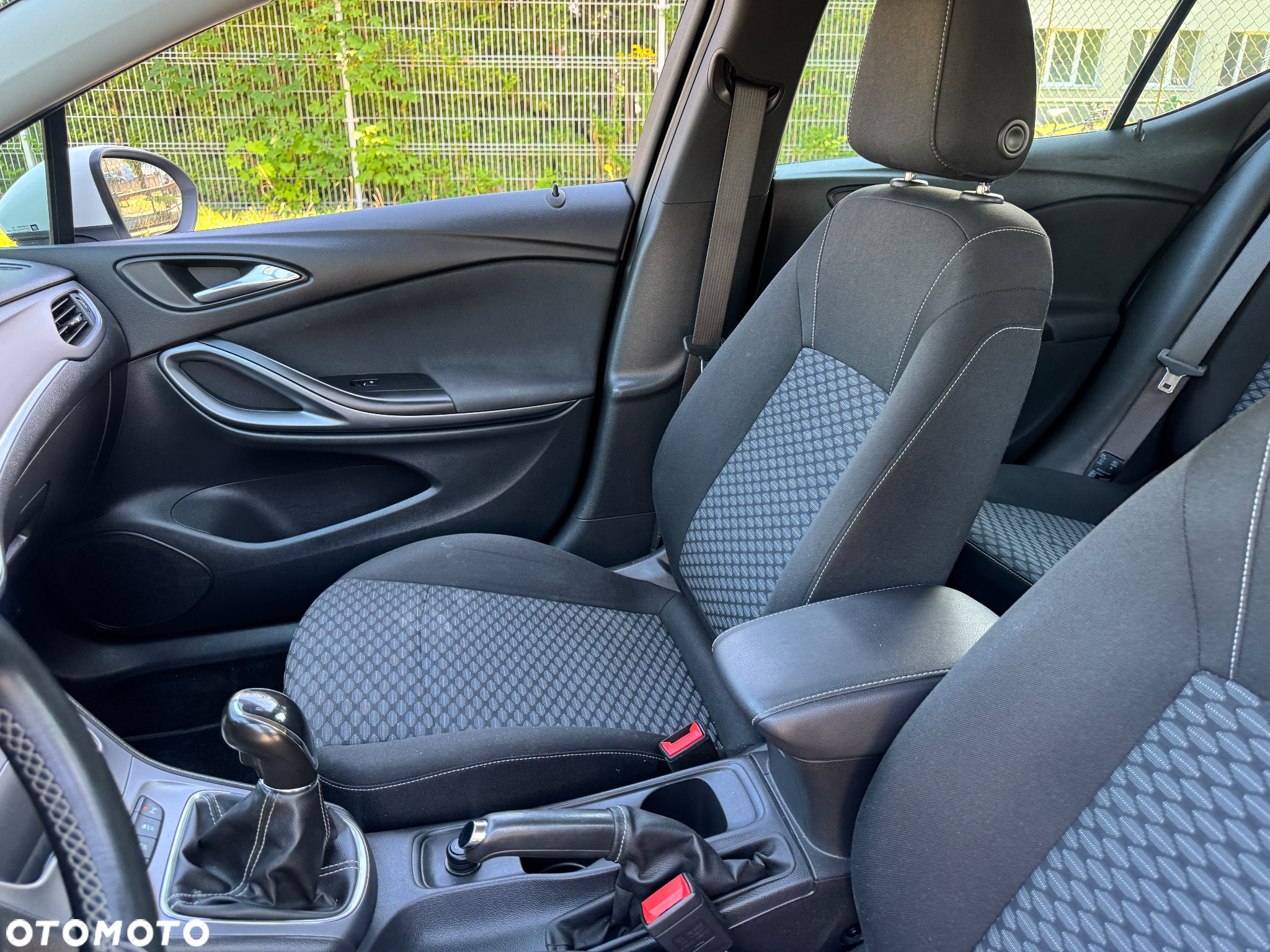 Opel Astra - 9
