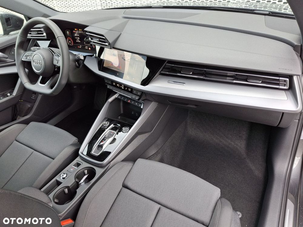 Audi A3 Sportback - 16