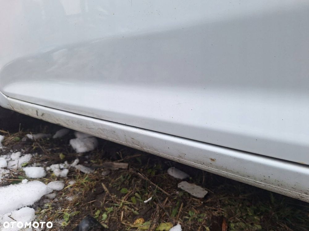 DRZWI KOMPLETNE LEWY PRZÓD KIA CEED I LIFT WD - CASSA WHITE - 9