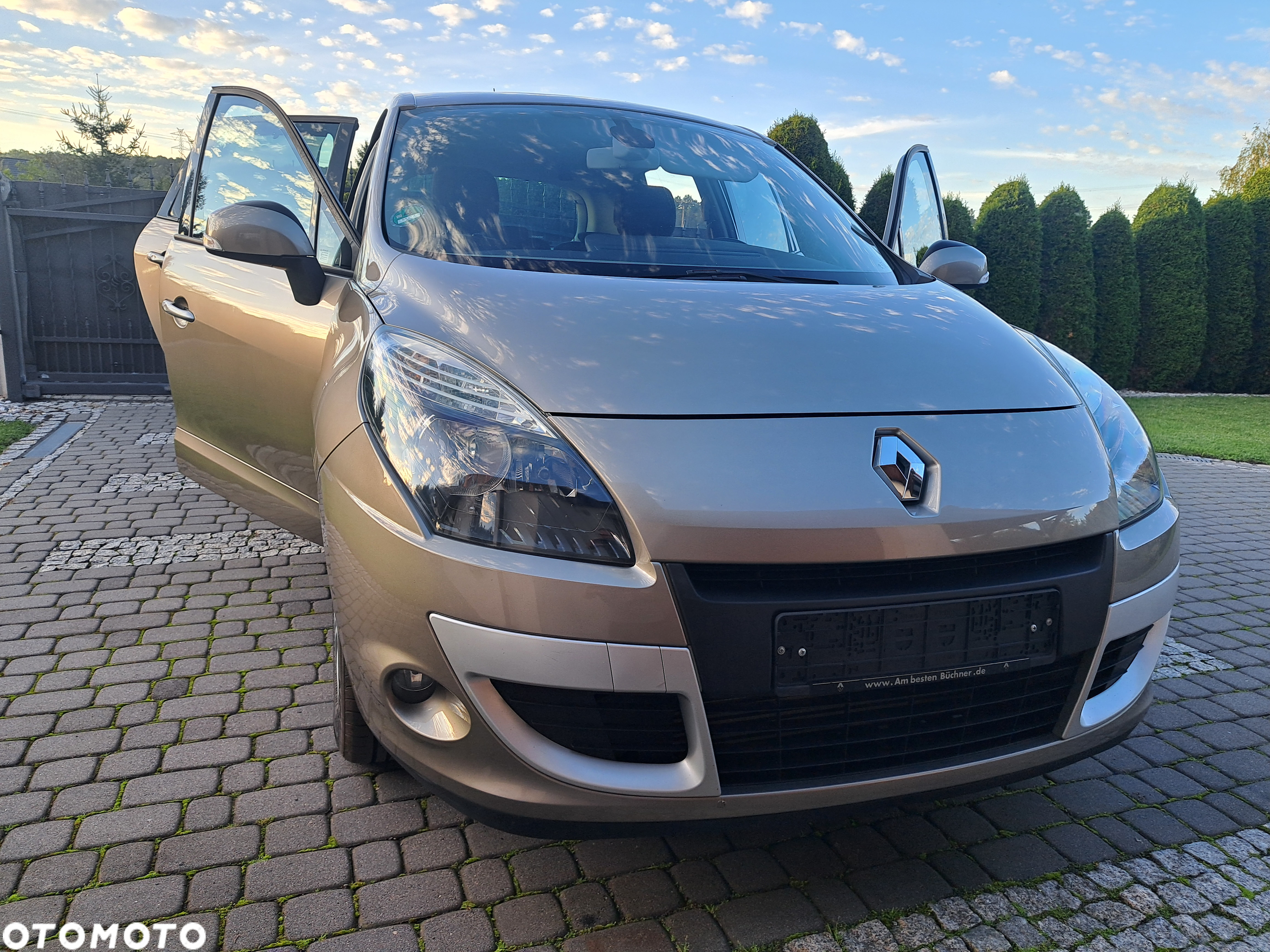 Renault Scenic 1.4 16V TCE TomTom Edition - 26
