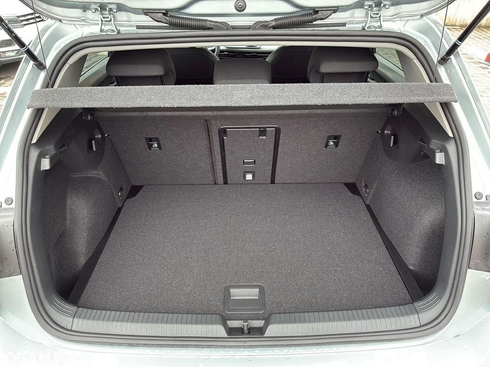 Volkswagen Golf - 19