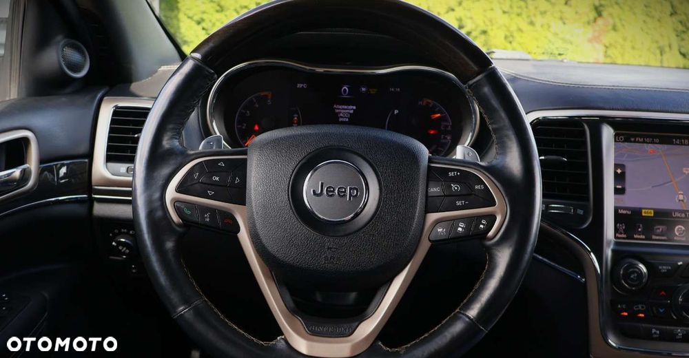 Jeep Grand Cherokee - 27