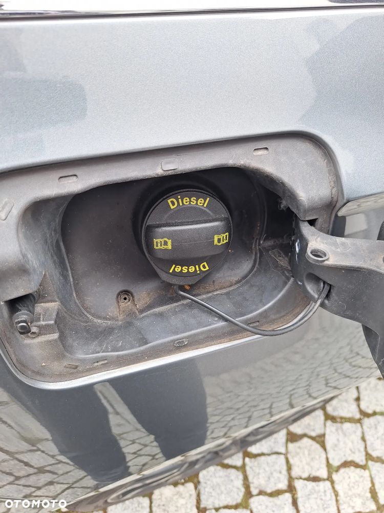 Seat Leon 2.0 TDI DPF DSG Xcellence - 17