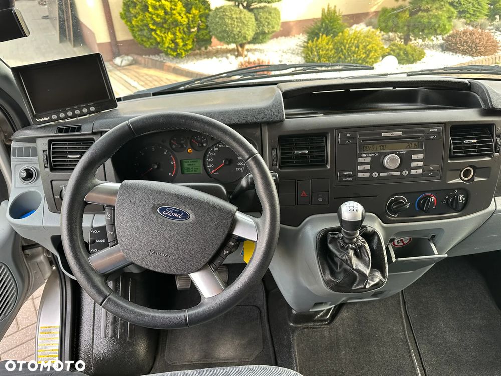 Ford TRANSIT - 9