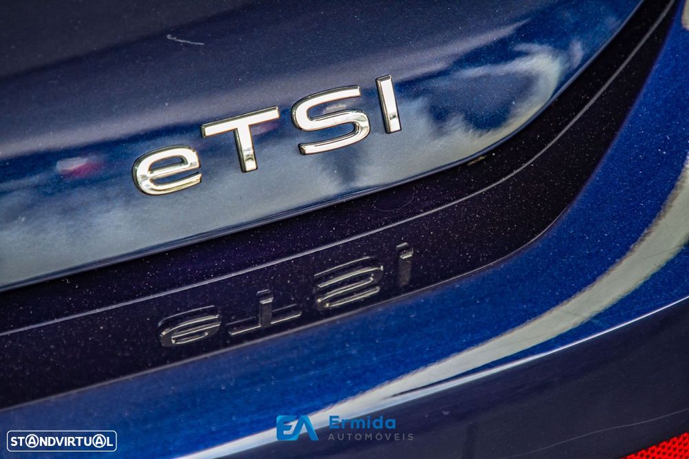 VW Golf 1.0 eTSI Life DSG - 11