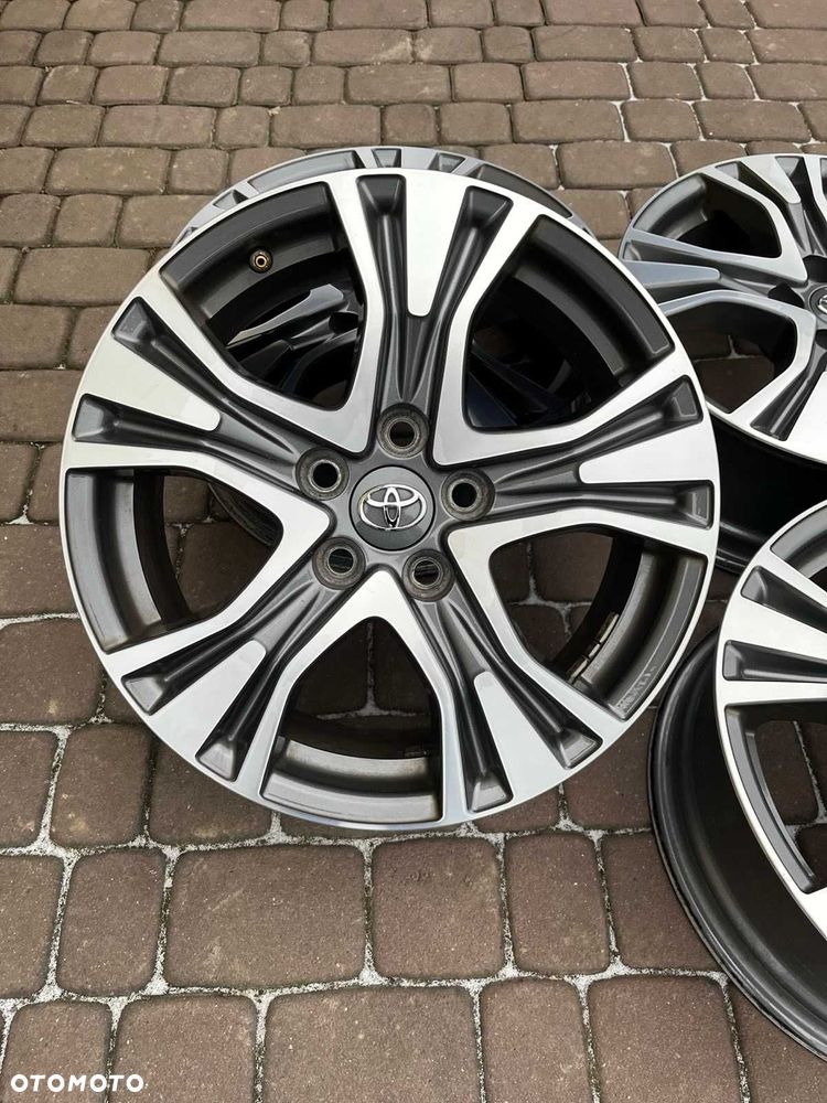 Oryginalne alufelgi Toyota 5x114,3 17 cali CZUJNIKI RAV4 BICOLOR