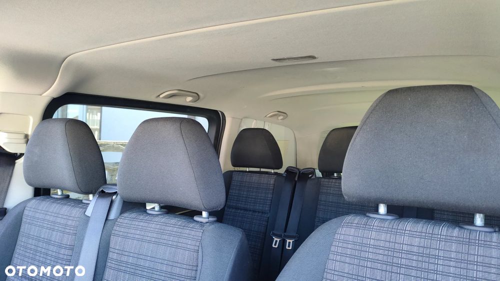 Mercedes-Benz Vito CDI Mixto 447.703 - 24