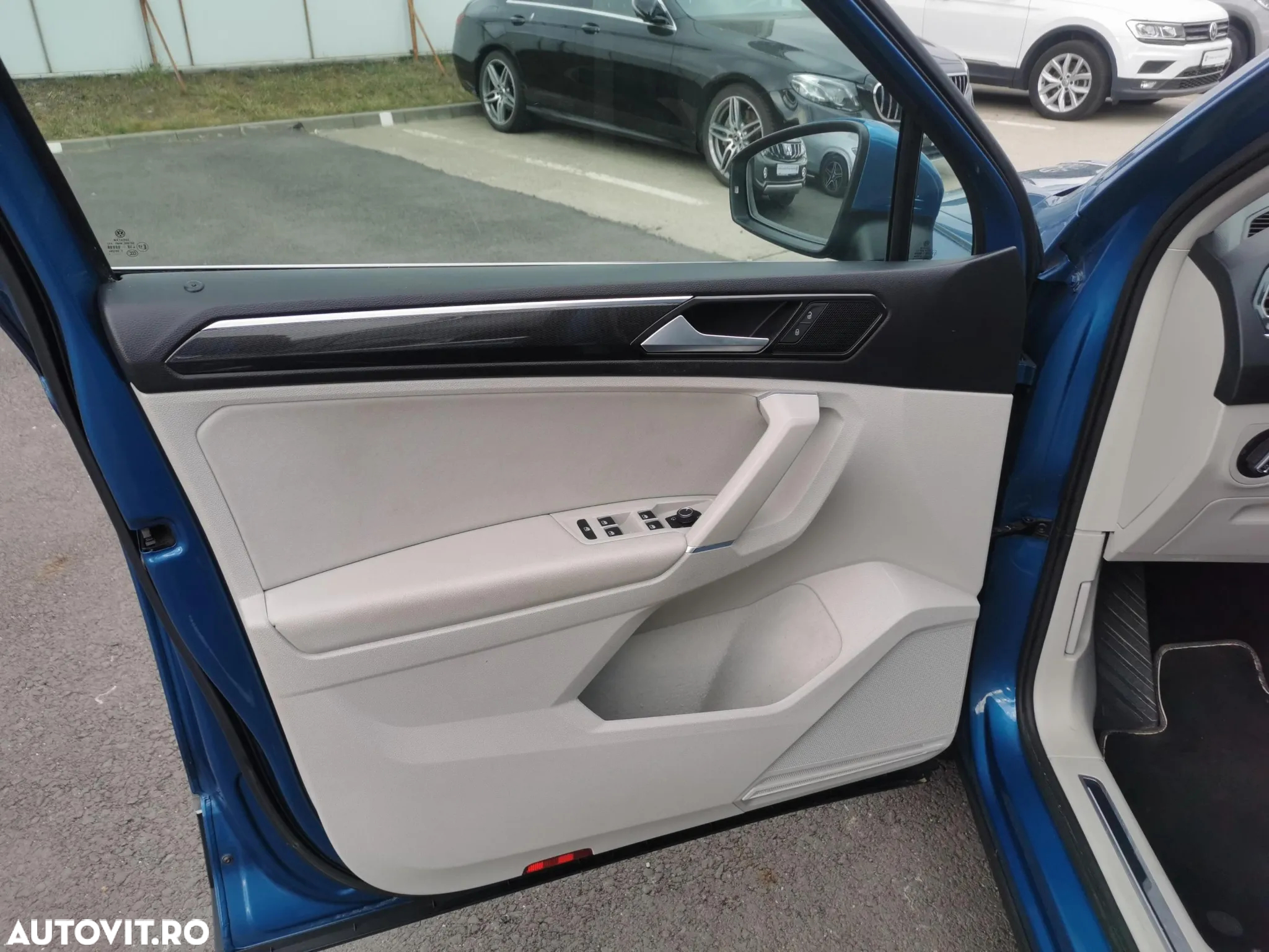 Volkswagen Tiguan - 23
