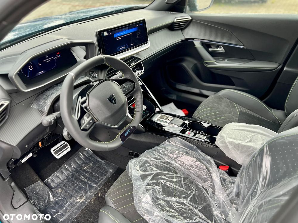 Peugeot 2008 PureTech mHEV GT Exclusive e-DCS6 - 15